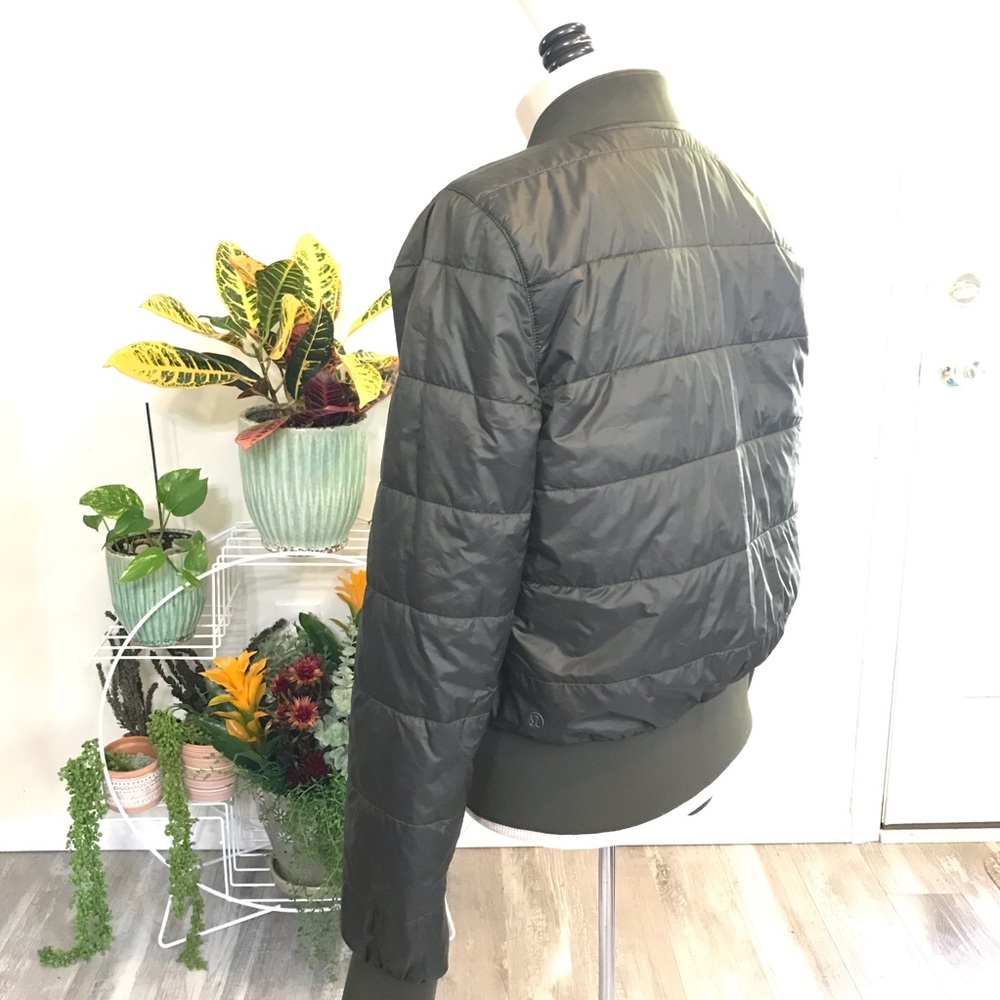 Reversible bomber jacket size 4 - Picture 2 of 8